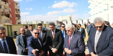 Higher education min. opens educational, health projects in Suez