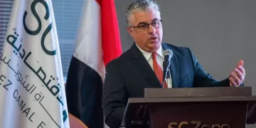 SCZONE head lays foundation stone of Chinese glass project in Ain Sokhna