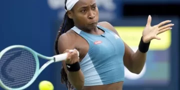 WTA Finals: Gauff sets up final against Zheng