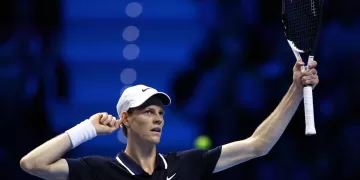 Inspired Sinner battles past Fritz to claim second win in Turin