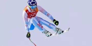 Legend Vonn ends retirement
