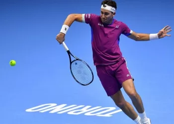 Ruud rockets past Alcaraz at ATP Finals