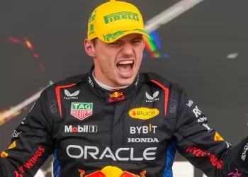 Verstappen answers critics in Brazil