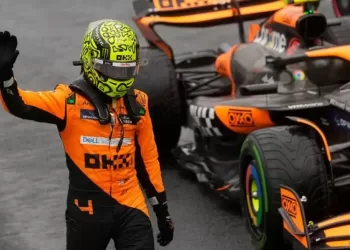 Norris on pole for Qatar sprint