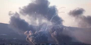 Israeli warplanes strike towns in southern Lebanon; Hezbollah hits Shraga base 1 - Egyptian Gazette Israeli warplanes strike towns in southern Lebanon; Hezbollah hits Shraga base