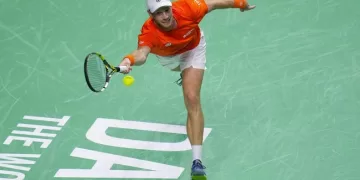 Netherlands in sight of 1st Davis Cup final