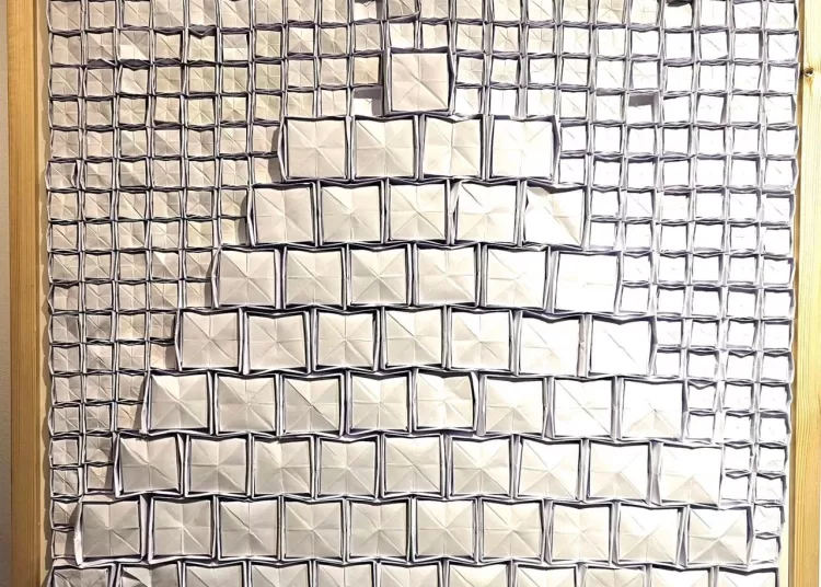 Origami and optimism: A journey towards peace through art 1 - Egyptian Gazette