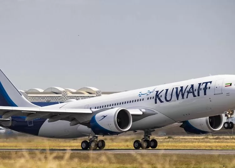 Kuwait 4th airlift flight departs to Lebanon 1 - Egyptian Gazette