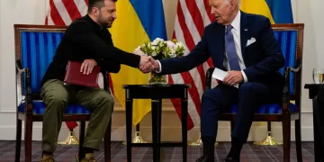 Biden announces $2.5 billion in fresh military aid to Ukraine 1 - Egyptian Gazette Biden announces $2.5 billion in fresh military aid to Ukraine