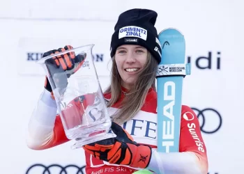 Rast captures World Cup slalom