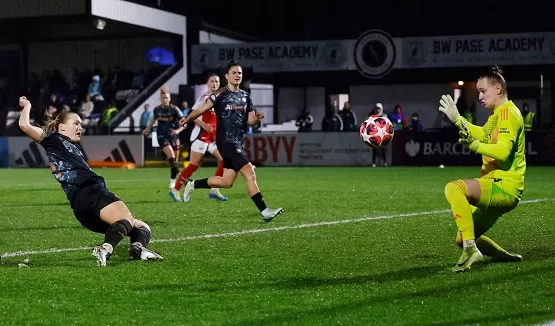 Barca tops Women's Champions League group 1 - Egyptian Gazette Magda Eriksson scores her second goal for Bayern Munich.