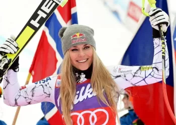 Vonn returns to competition
