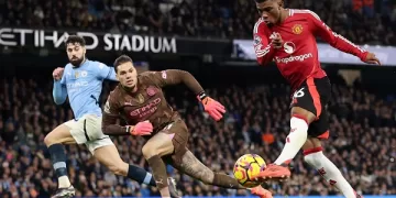 EPL: Man Utd deepens City crisis