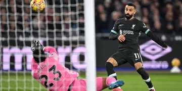 Salah: New Liverpool deal ‘far away’