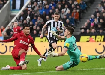 Everton out to dent Liverpool’s title bid 