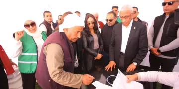 Morsi inspects, inaugurates development projects in N. Sinai