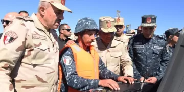 Defence min. inspects Red Sea Naval Base