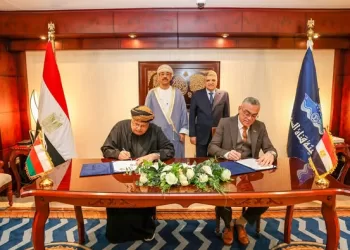 Suez Canal Authority signs memo with Oman’d SAOC