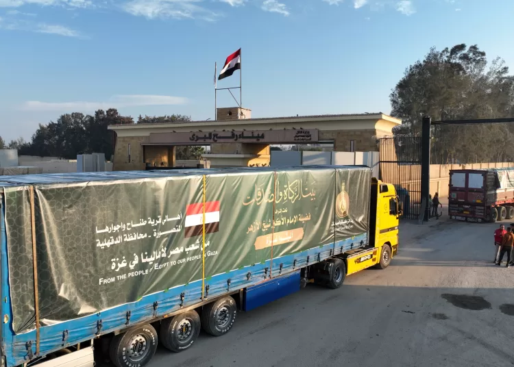 EZCH dispatches 10 relief convoys to Gaza 2 - Egyptian Gazette EZCH dispatches 10 relief convoys to Gaza 1 - Egyptian Gazette