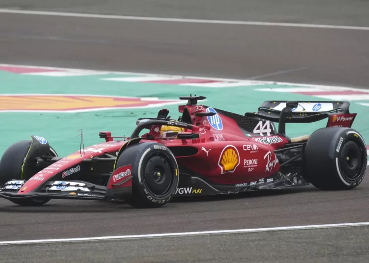 Lewis Hamilton waves to fans as he drives a Ferrari F1 car for the first time 1 - Egyptian Gazette