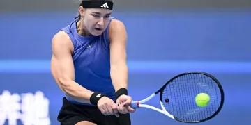 Muchova bests Sorribes in Linz