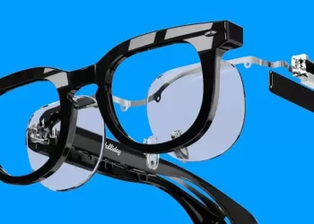 Smart glasses enter new era with lower prices