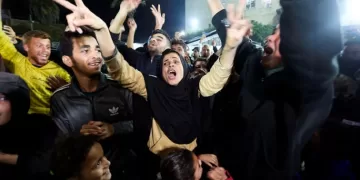 Israel, Hamas reach deal on Gaza ceasefire, hostage release