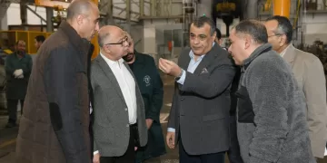 Military production min. inspects Helwan Company for Engineering Industries