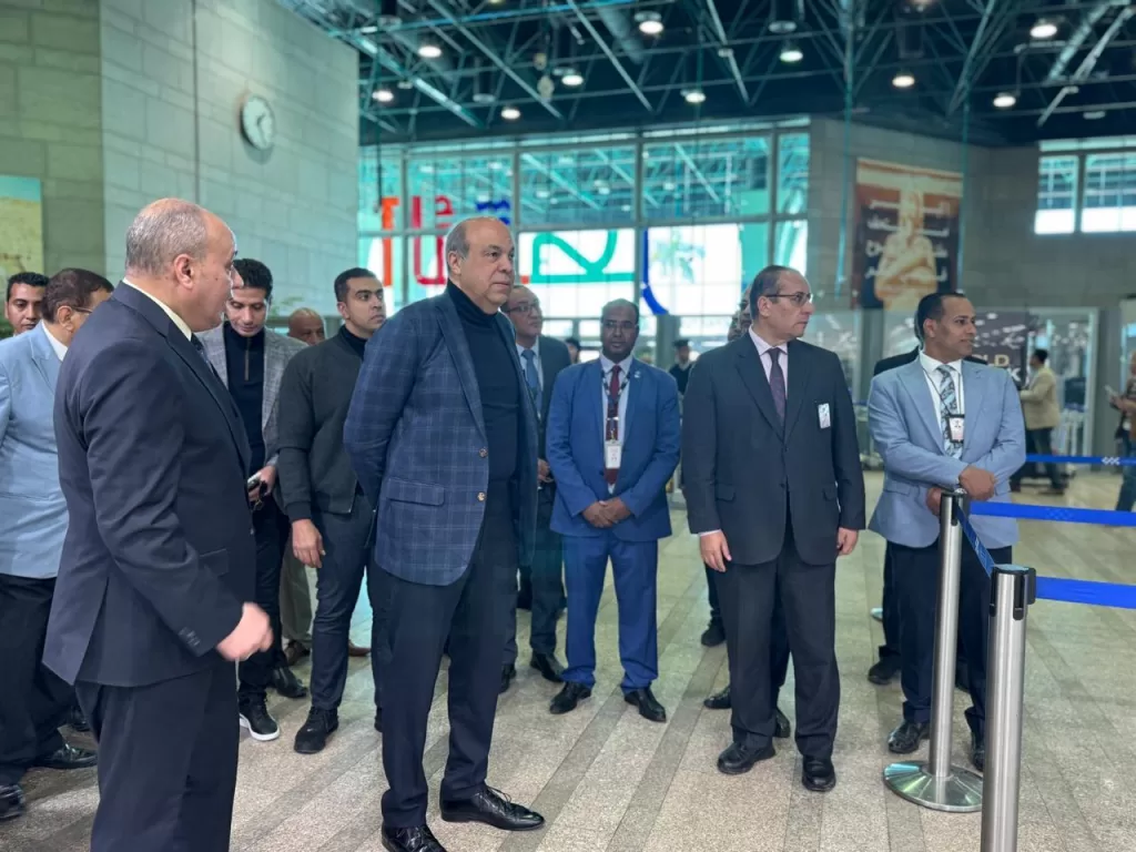 Civil aviation minister inspects Luxor airport operations 7 - Egyptian Gazette