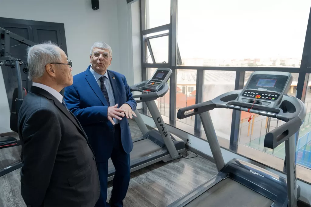 Japanese amb. visits E-Just to boost co-operation 7 - Egyptian Gazette