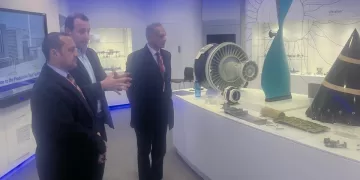 Aviation officials tour Rolls-Royce facility in Derby