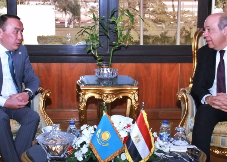 Egypt, Kazakhstan discuss increasing flights, launching cargo route 1 - Egyptian Gazette