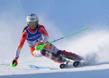 Swiss skier Rast leads Alpine worlds