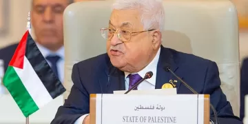 Abbas to present Palestinian vision to face challenges at Arab Summit in Cairo