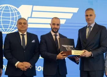 Egyptian Airline Pilots’ Association honors minister of civil aviation at annual Iftar