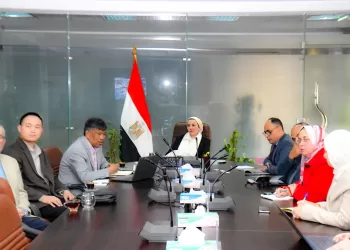 Talks with Chinese com. probe localising afforestation technology