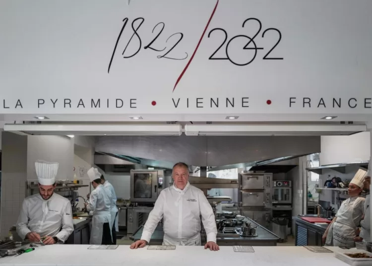 French chefs on edge: 2025 Michelin stars loom 1 - Egyptian Gazette