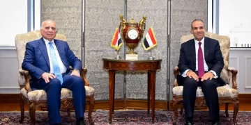 FM reaffirms Egypt’s support to security, stability of Iraq