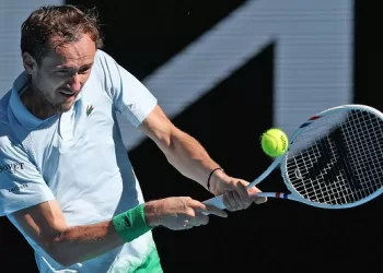 Medvedev suffers exit in Miami
