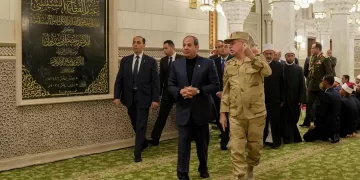 Sisi opens renovated Sayyida Nafisa Mosque