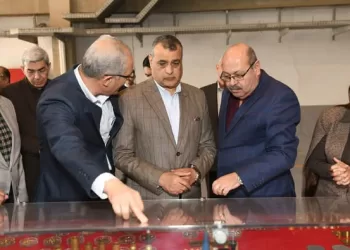 Military production min. inspects production lines in Abu Zaabal Co.
