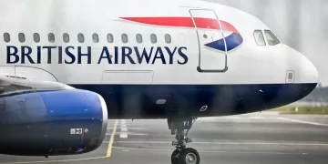 Heathrow airport resumes full operations while airlines scramble 1 - Egyptian Gazette Heathrow airport resumes full operations while airlines scramble