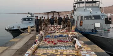 Navy foils attempt to smuggle narcotics via Red Sea