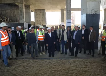 Transport min. inspects Alstom industrial complex in Borg el-Arab