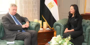 Egypt, Germany mull ways to boost bilateral social coop.