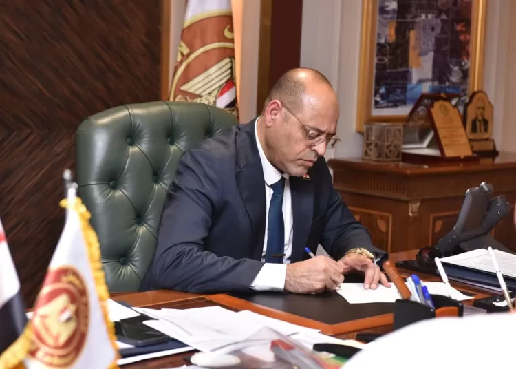 Labor min.: New labour law reflects political leadership's directives 2 - Egyptian Gazette Labor min.: New labour law reflects political leadership's directives 1 - Egyptian Gazette
