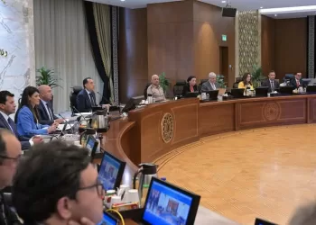 PM chairs gov’t’s weekly meeting to discuss several topics