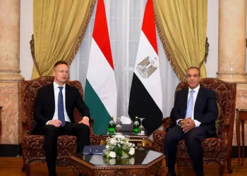 FM lauds strong relations between Egypt, Hungary