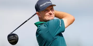 Rose clings to Masters lead 1 - Egyptian Gazette Rose clings to Masters lead