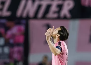 Messi scores twice in Miami’s frantic comeback over LAFC